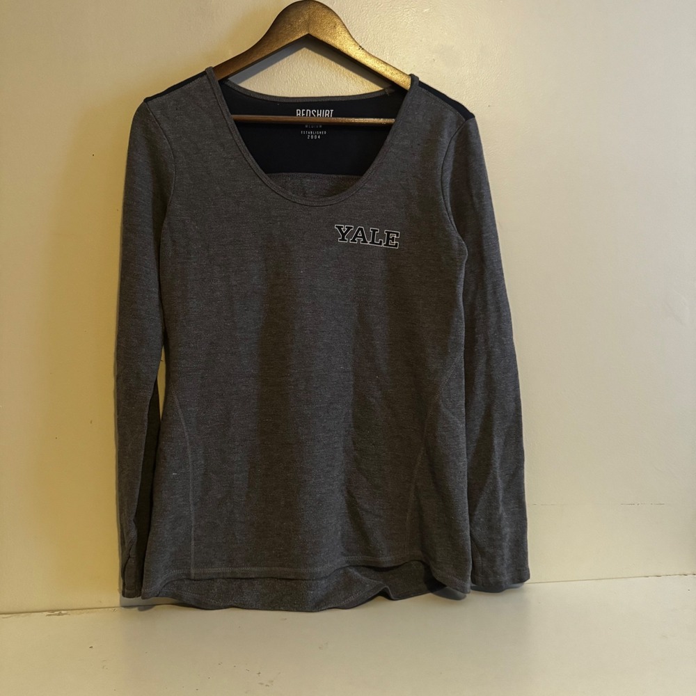 Redshirt Yale University Women's M Gray Long Sleeve Scoop Neck T-Shirt Logo